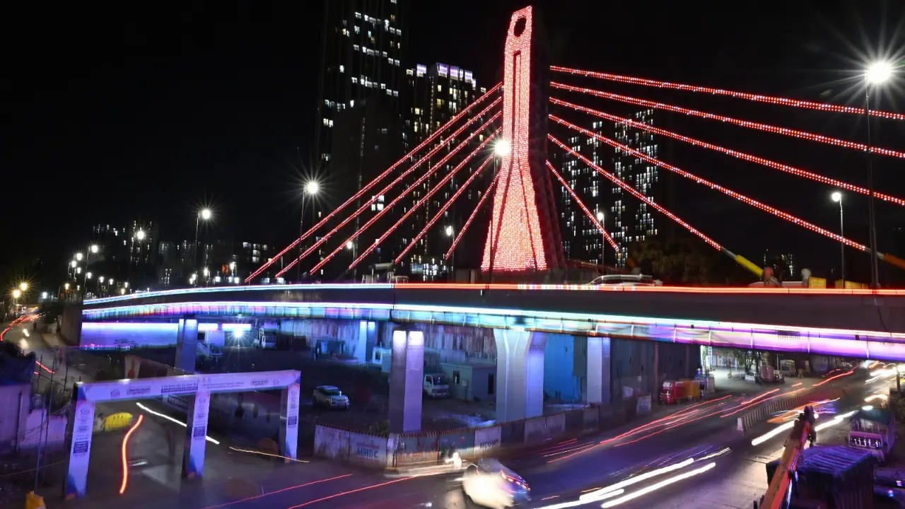 The new cable-stayed road overbridge will also add aesthetic appeal to the world-class heritage structure