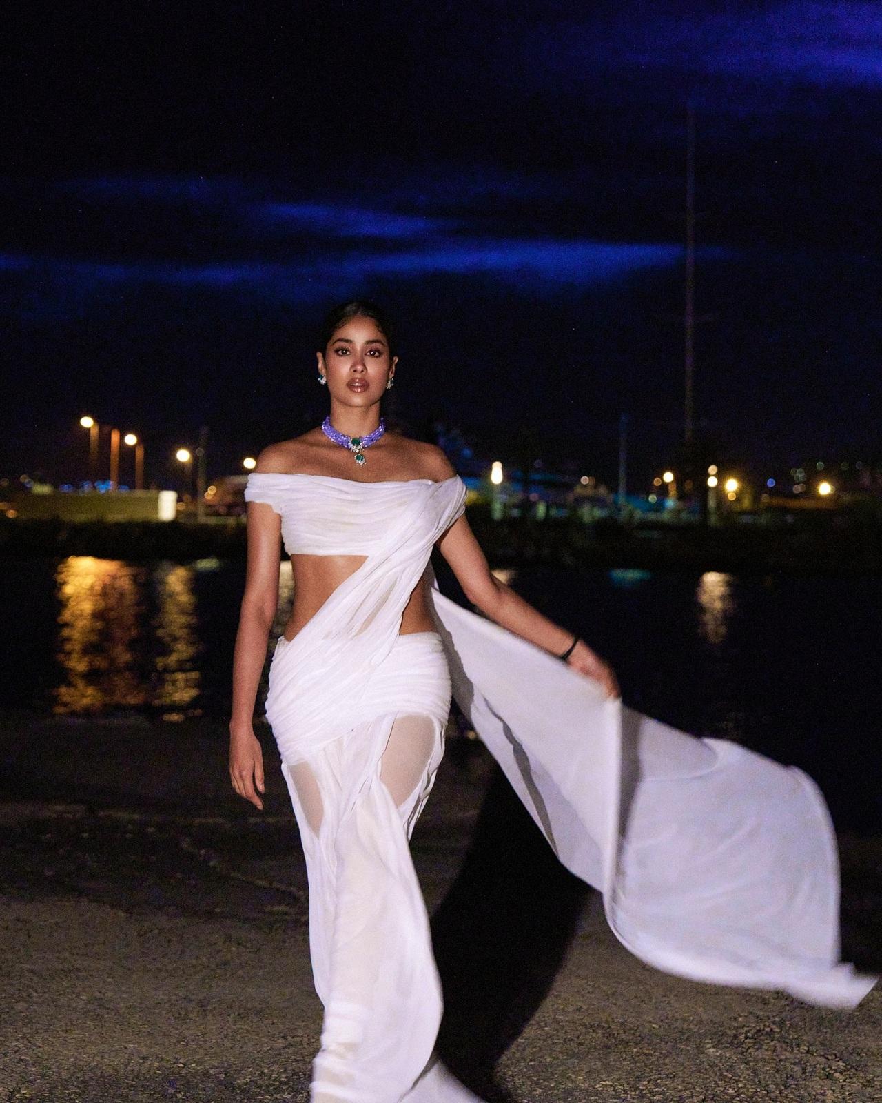 A little Ursula from Dr. No, a little Sridevi in the rain – Bollywood actress Janhvi Kapoor channelled cinematic nostalgia in a dripping saree, crafted with Di Petsa’s signature wet-look glamour and glittering Chopard jewels