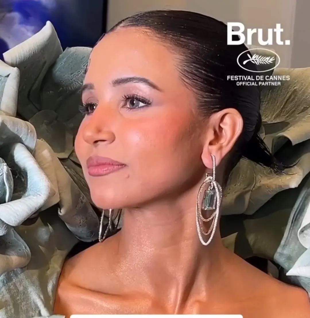 Nancy Tyagi returned to Cannes with another self-made gown. After stealing hearts last year, the fashion creator once again wowed everyone with her creativity and DIY couture