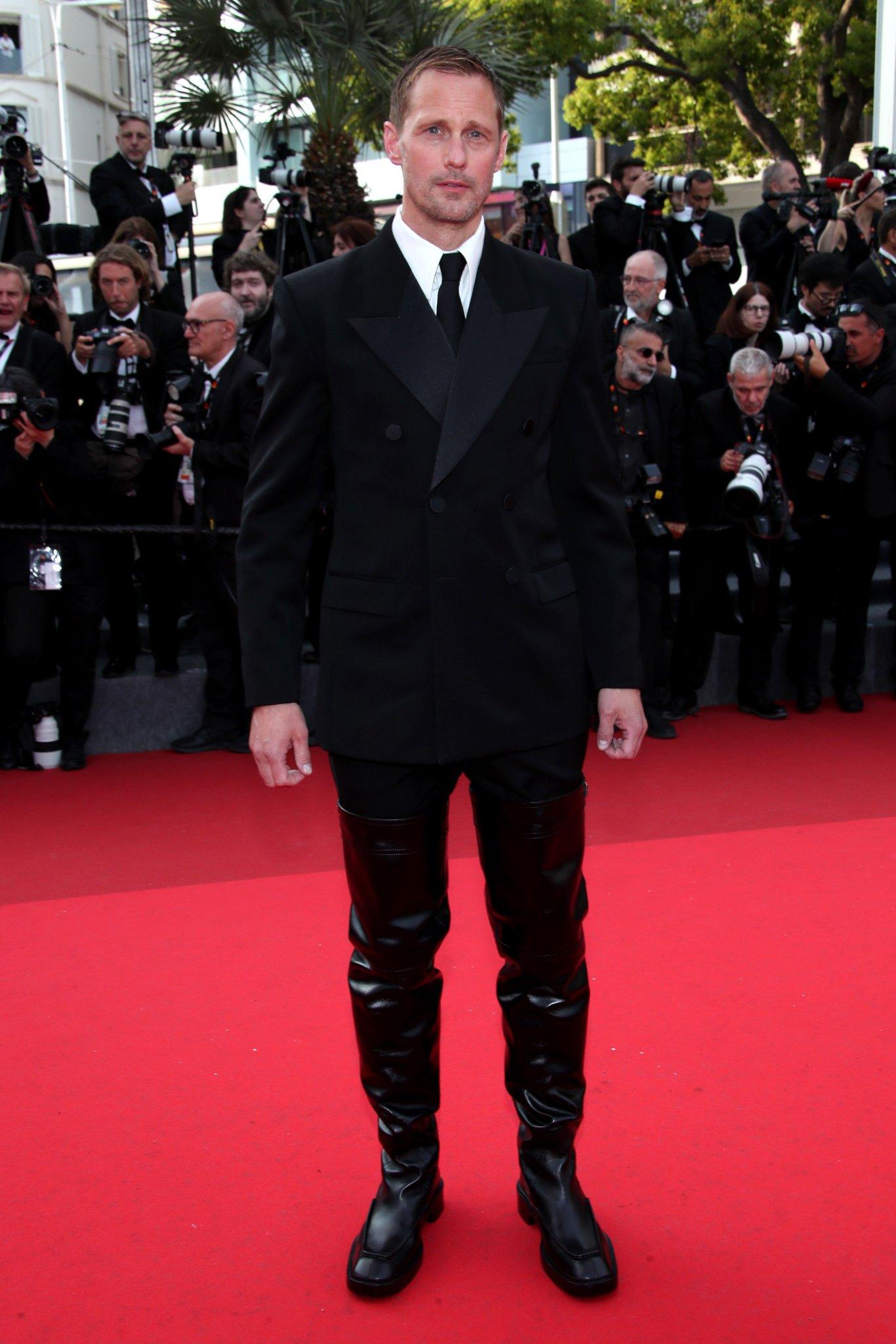 Alexander Skarsgard graced the red carpet for the premiere of The Phoenician Scheme at the 78th annual Cannes Film Festival, making a suave appearance that matched the glamour and anticipation surrounding the star-studded film’s debut