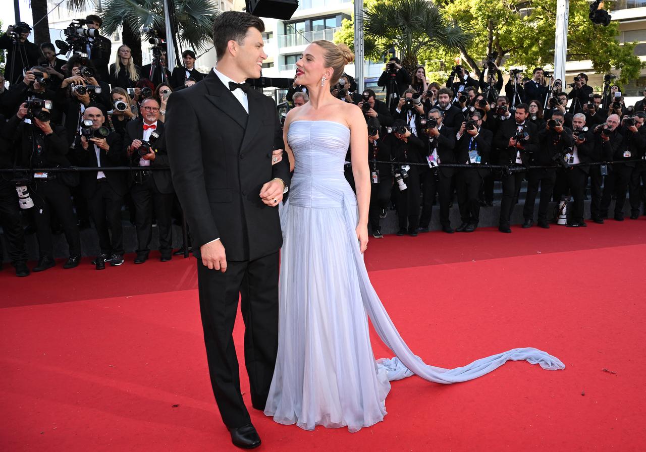Scarlett Johansson and Colin Jost strike a pose together at the screening of the film Eleanor The Great