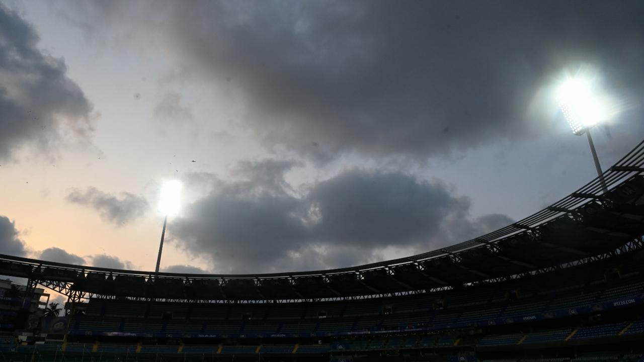 Apart from Mumbai, some districts in Maharashtra were likely to witness thunderstorm, light rains and gusty winds at isolated place and there was possibility of hail at isolated places over Chandrapur and Amravati districts, the IMD said