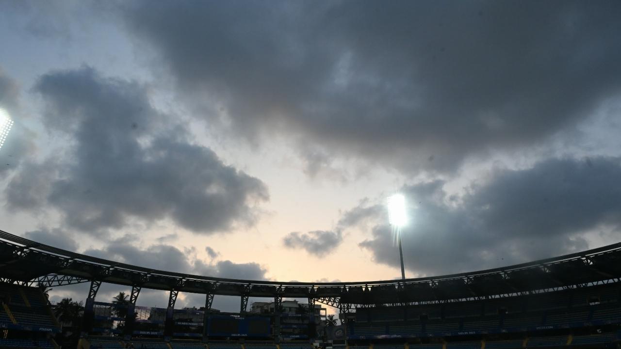 According to the IMD, light to moderate rainfall is expected in Mumbai in the coming days