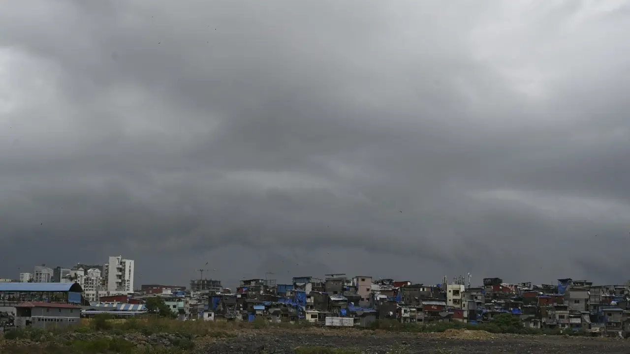 Parts of Mumbai had experienced sudden gusts followed by spells of moderate rainfall accompanied by lightning and thunder on Tuesday and Wednesday