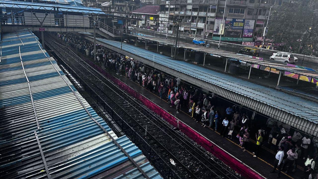 Trains on both Western and Central Railway lines faced delays, with services running behind schedule by 15-20 minutes