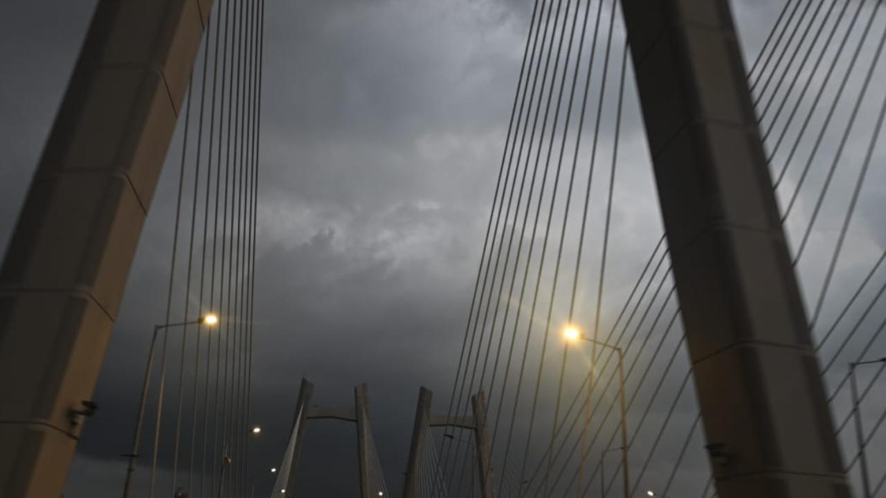 Mumbai was expected to remain under a cloudy sky with the possibility of thunderstorms accompanied by moderate to heavy rain on May 22, the weather department said