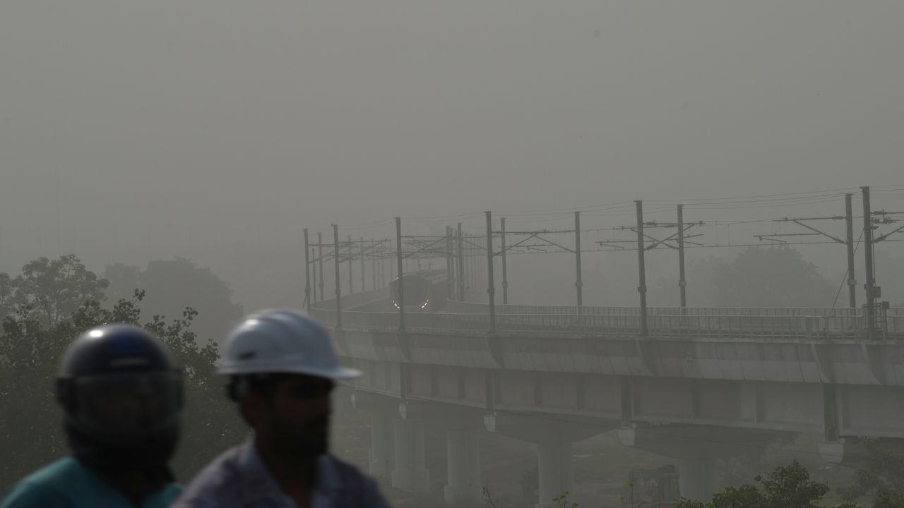 Visibility had fallen from 4,500 metres to 1,200 metres at IGI airport from 10 pm to 11:30 pm on Wednesday night after the dust storm