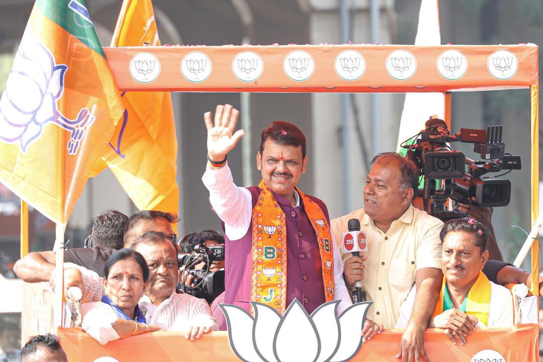Mumbai News LIVE Updates: Maharashtra govt approves 1 lakh crore investment 