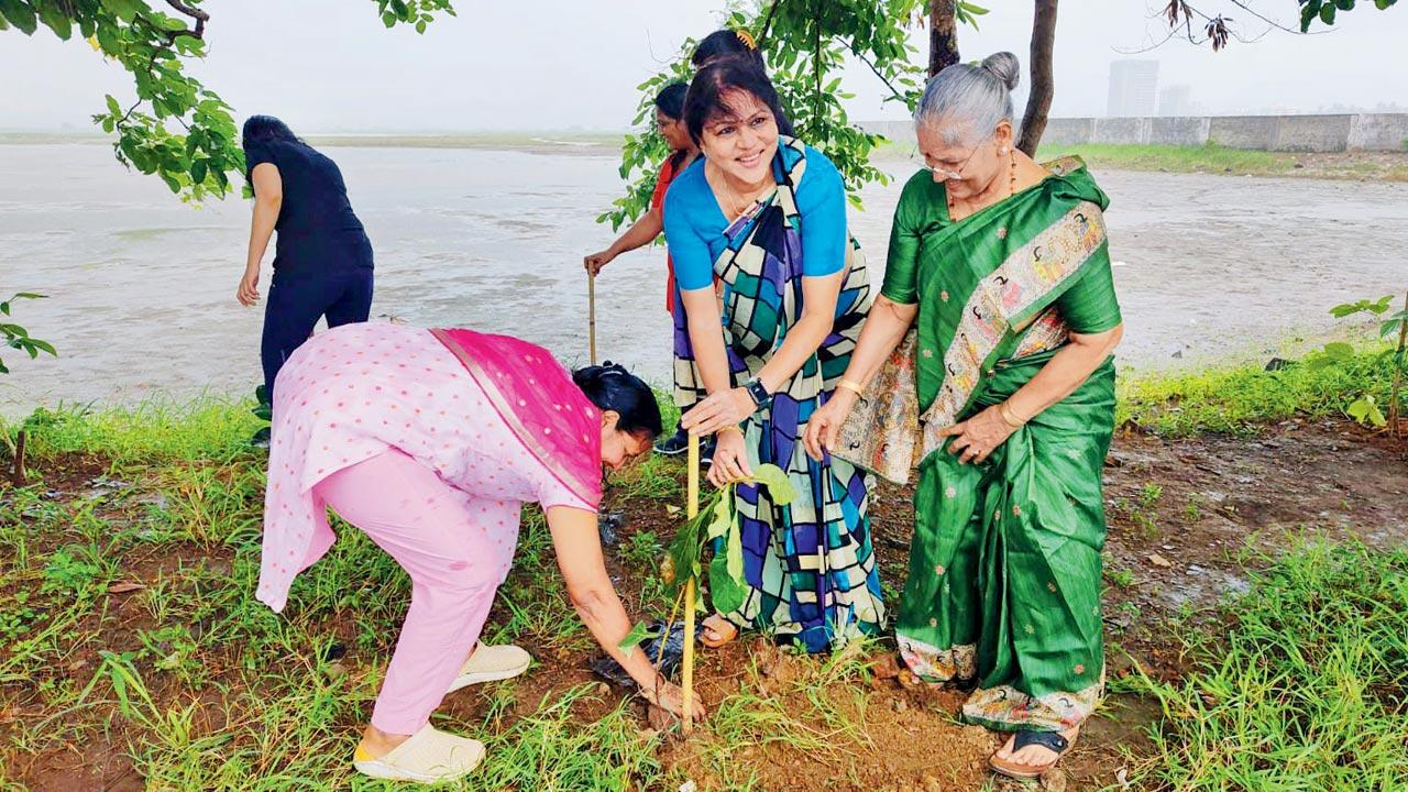 Volunteers at a previous plantation drive. Pic courtesy/Nanhe Haath Foundation
