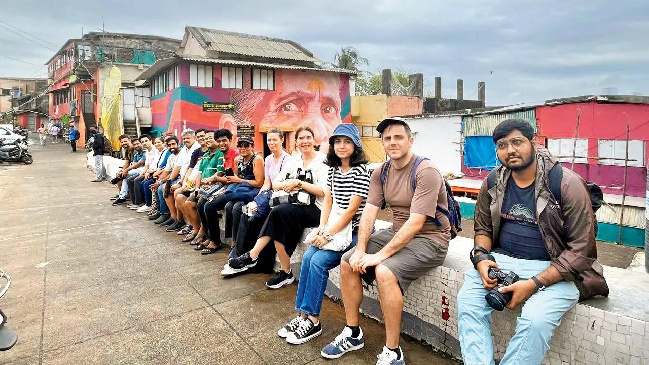 Verses by the seaThe Heritage Project and Poets of Mumbai is conducting a special poetry walk at Worli Koliwada.Time 5 pm At Cleveland Jetty, Koliwada, Worli. COST Rs 250LOG ON TO townscript.com
