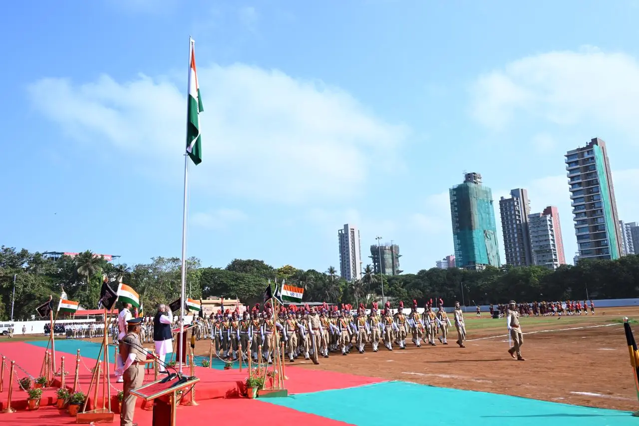 Police Commissioner Vivek Phansalkar, DGP Rashmi Shukla, and BMC Administrator Bhushan Gagrani were also in attendance. The function reflected Maharashtra’s commitment to diplomacy, peace, and global cooperation.
