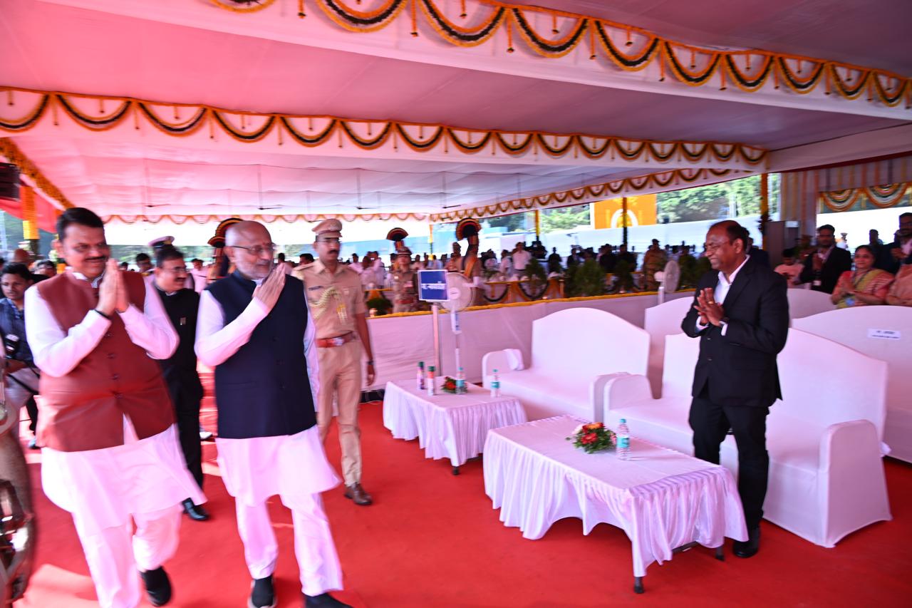 The evening concluded with cordial interactions between state leaders and the international diplomatic corps.