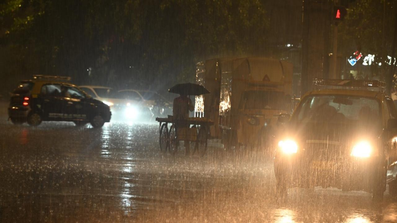 The monsoon advanced into some more parts of the Arabian Sea, Karnataka, entire Goa, parts of Maharashtra, north Bay of Bengal, and parts of Mizoram, parts of Manipur and Nagaland on Sunday, the IMD said
