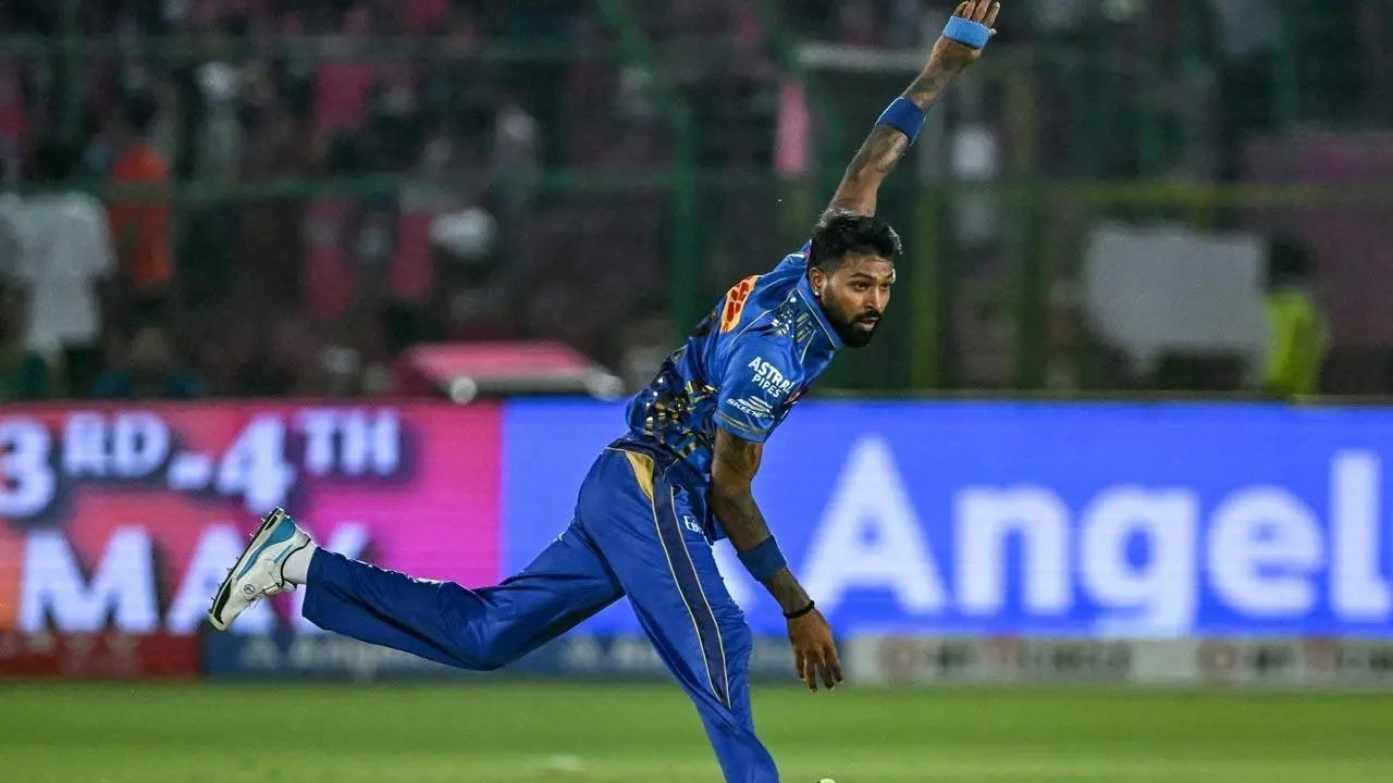 Hardik Pandya extends support to Indian Armed Forces