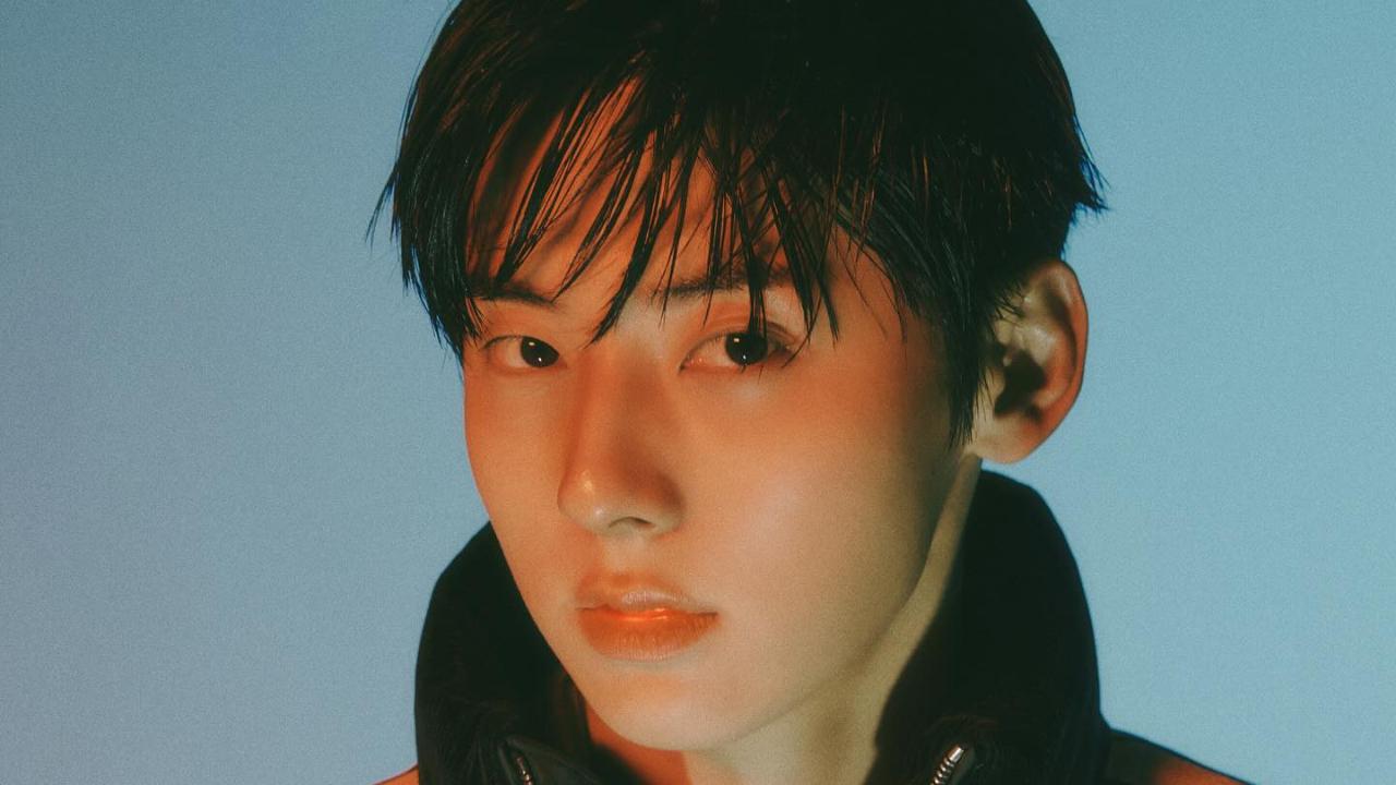 Former member of NU’EST and Wanna One, known for Alchemy of Souls. Hwang Min Hyun enlisted on March 21, 2024 and will finish service on 20th December, 2025