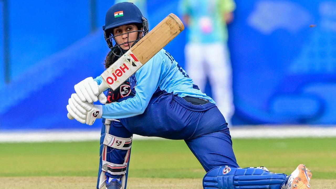 India women outclass South Africa to face Sri Lanka in tri-nation final