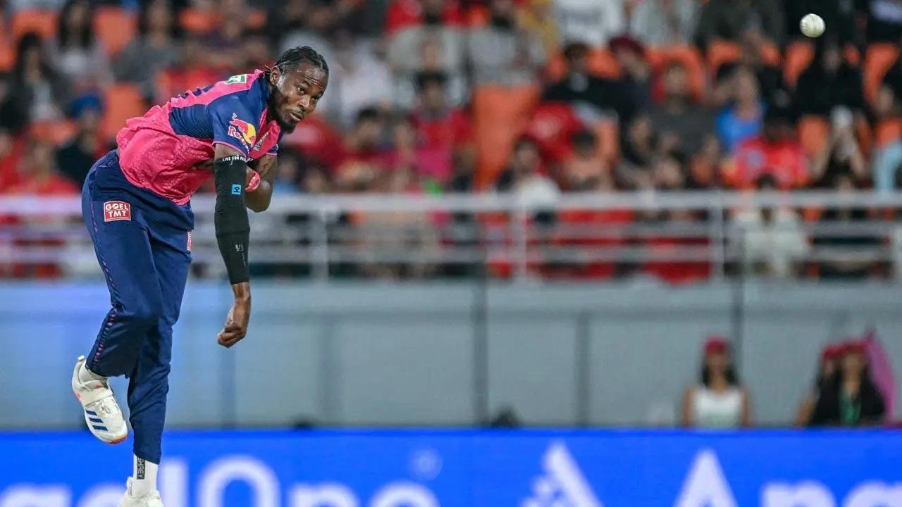From the Rajasthan side, lead pacer Jofra Archer claimed one wicket by conceding 30 runs in four overs. Yudhvir Singh, Maheesh Theekshana and skipper Riyan Parag, too, registered one wicket each to their names. KKR managed to post a target of 207 runs for the loss of four wickets(Pic: File Pic)