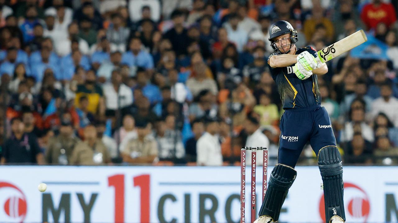 Gill continued to anchor the innings with finesse, reaching his half-century in no time. His knock, however, ended in unfortunate fashion in the 13th over when he was run out for a fiery 76 off 38 balls, including classy drives and well-timed strokes.