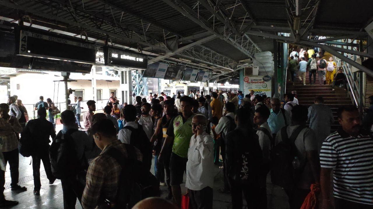 Outside the station, the streets were no better. The heavy rains had resulted in waterlogging in several key areas, making it difficult for people to find alternate modes of transport