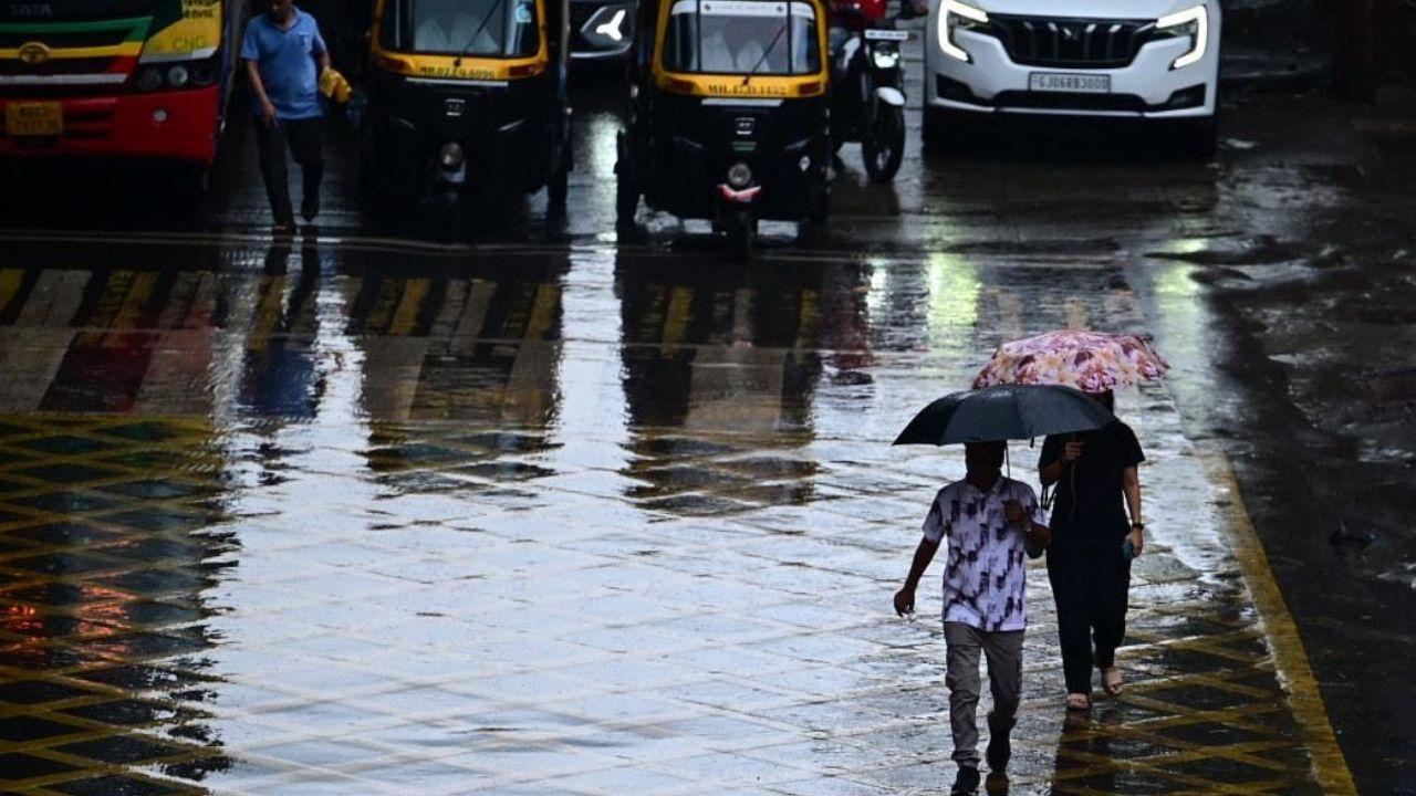 A depression system, which crossed near Ratnagiri and Dapoli, brought heavy to very heavy rainfall to several regions in Maharashtra. The weather office also alerted coastal districts and warned fishermen against venturing into the sea due to rough conditions