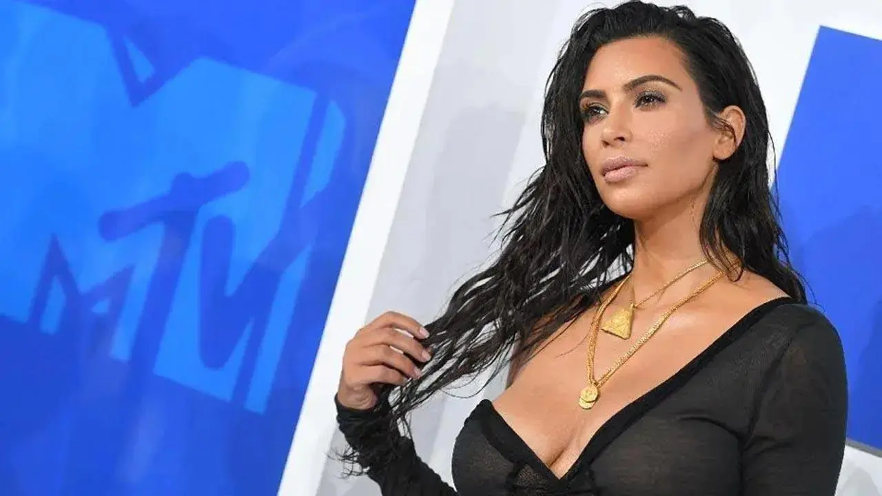 Kim Kardashian recounts her robbery incident from Paris Fashion Week 2016