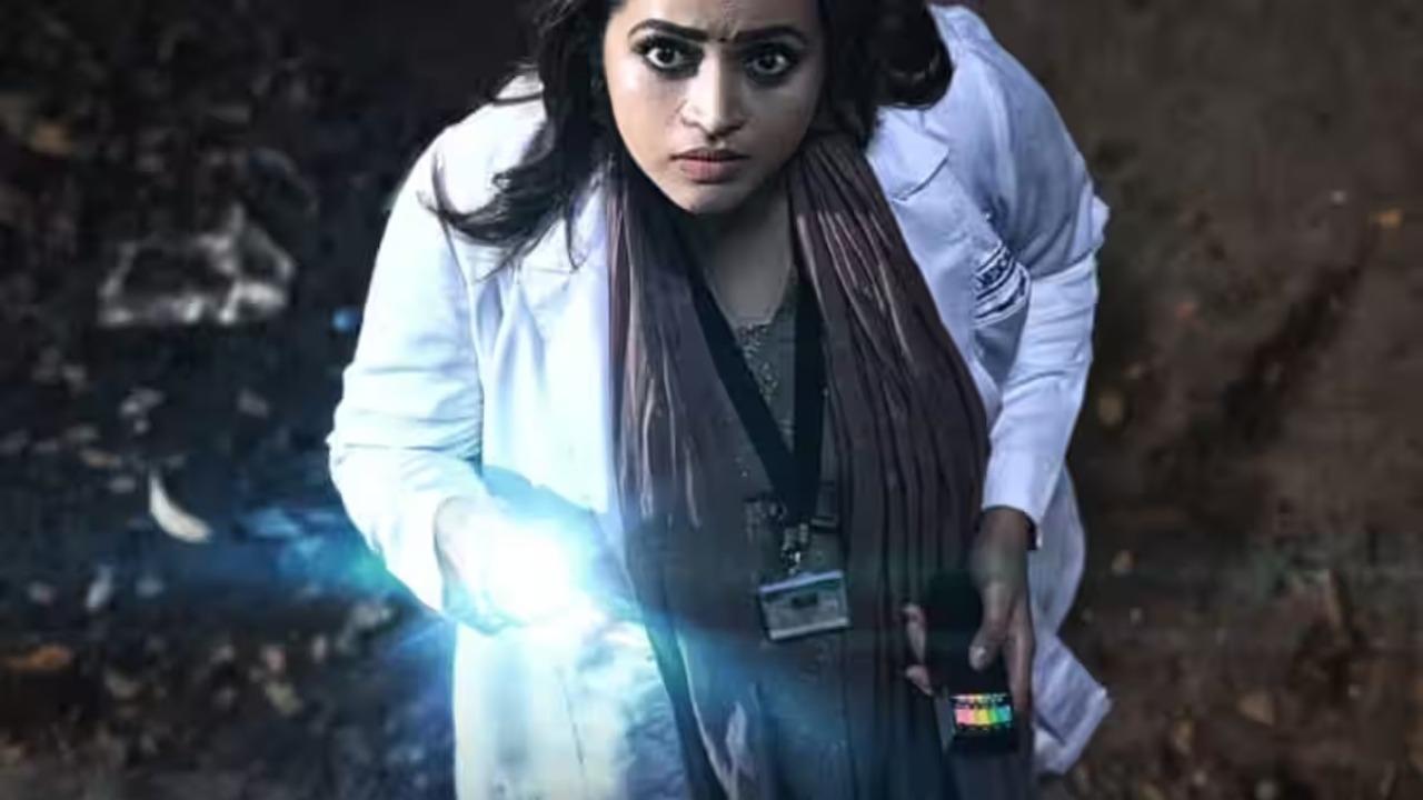Hunt (May 23, Manorama Max)
Follows Dr. Keerthy as he receives a case at a medical college that unfolds something that he was not expecting.Direted by Shaji Kailas, the film stars BHavna, RenjiPanicker, and Nandhu