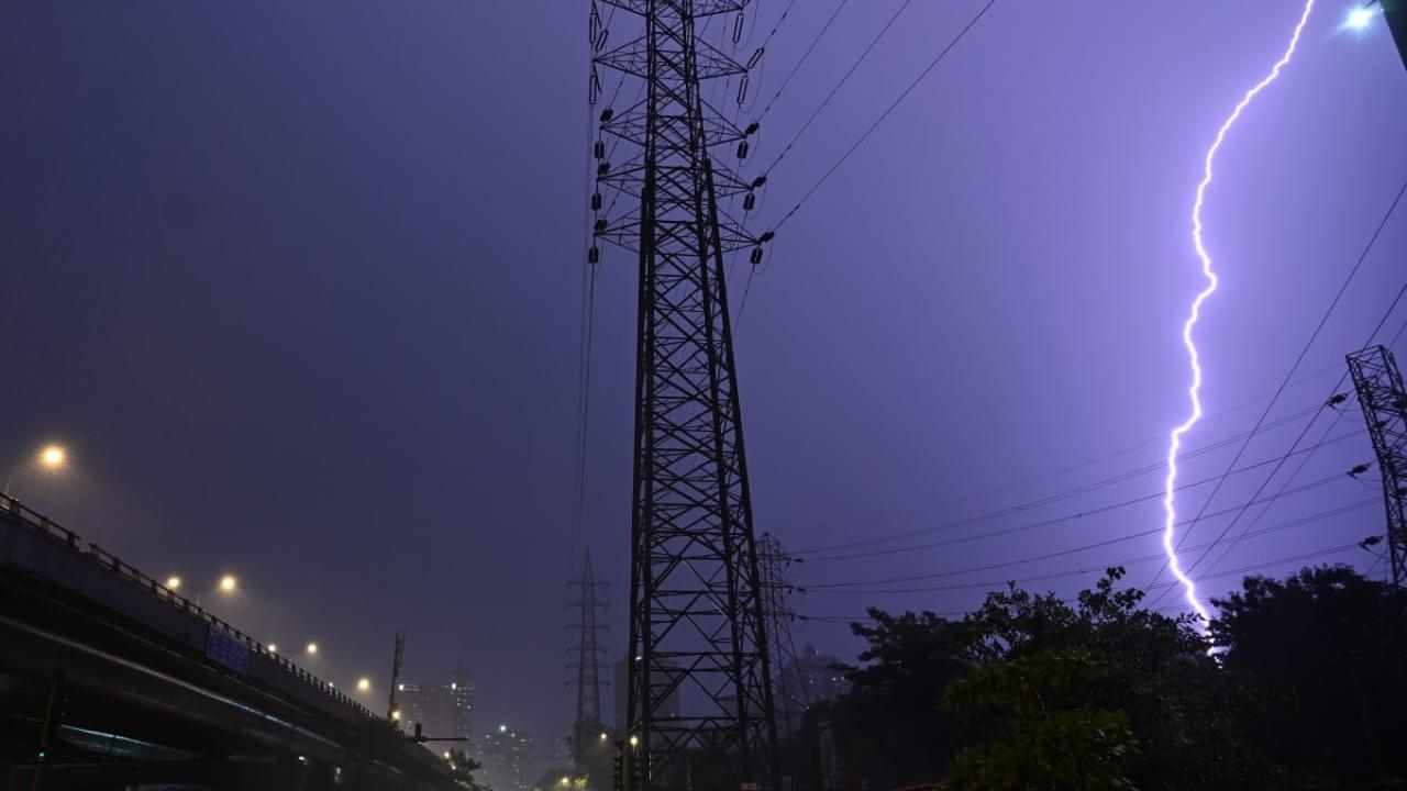In Eastern suburbs, Powai received the highest 38 mm rainfall, followed by 29 mm in Bhandup (S ward office) and 27 mm in Tembhi Pada, they said