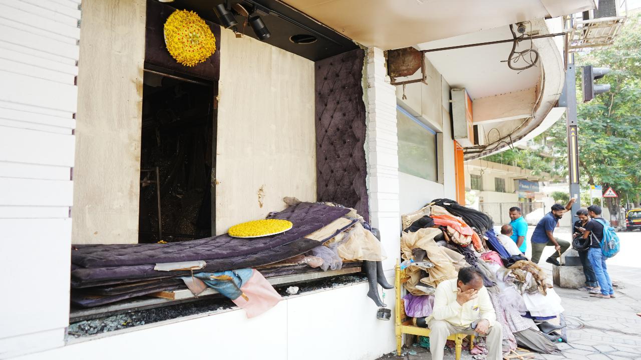 IN PHOTOS: Fire breaks out at Mumbai garments showroom, 19 rescued from terrace