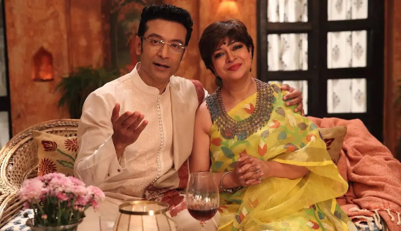 Churni Ganguly – Rocky Aur Rani Kii Prem Kahaani (2023)
As Rani’s progressive, feminist mom, Churni Ganguly brought quiet humour to this Karan Johar film, which also starred Alia Bhatt and Ranveer Singh. Her scenes, especially when poking fun at toxic traditions, blend wit with wisdom and made us all ROFL.