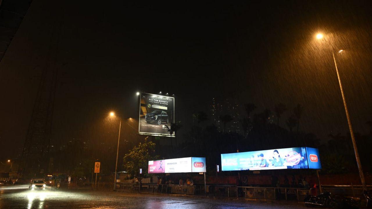 The India Meteorological Department (IMD) has now issued a yellow alert (heavy rainfall between 6 cm and 11 cm) for Mumbai for the next two days, warning of continued rainfall and urging citizens to take necessary precautions