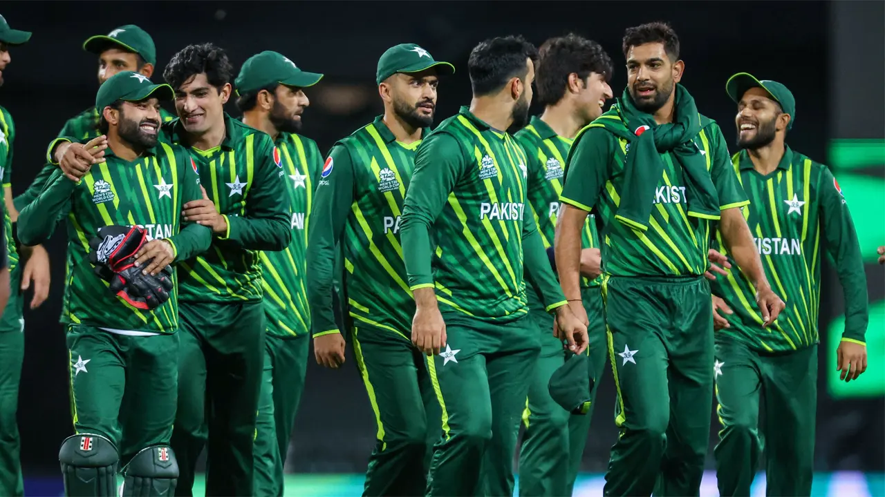 Pak-B’desh T20I series trimmed to three games