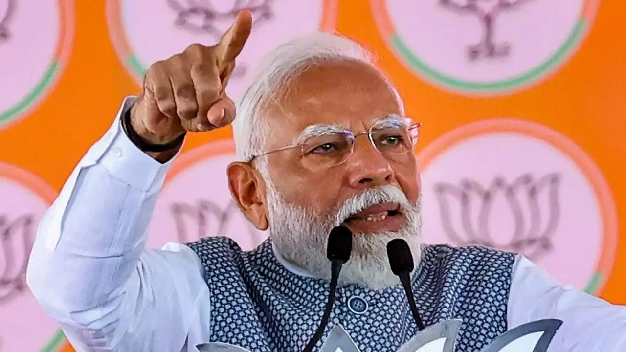 Prime Minister Narendra Modi to address nation at around 8 today