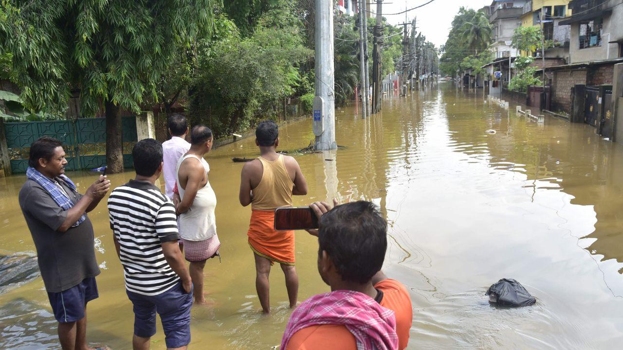 According to the reports of the Assam State Disaster Management Authority, five people died due to landslide incidents in the Kamrup (Metro) district in the last 24 hours