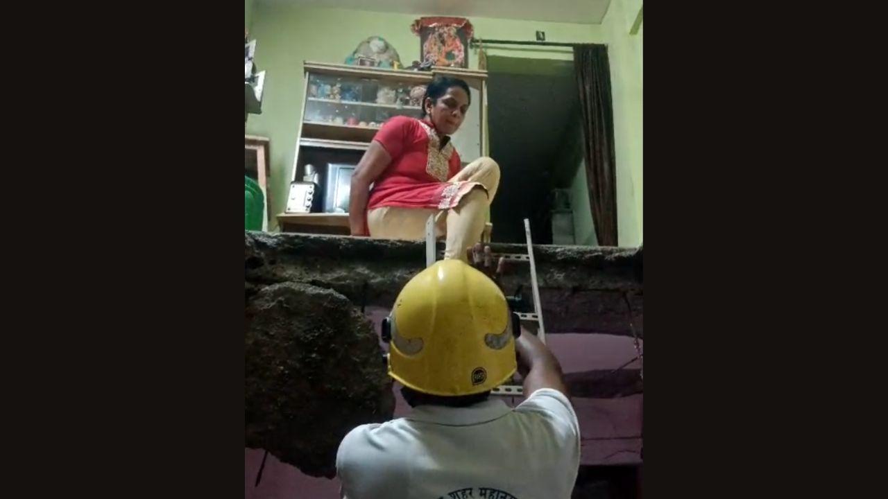 Residents have voiced anger over the lack of preventive maintenance and timely intervention by civic authorities, calling for stricter inspections and urgent repairs in similar high-risk structures