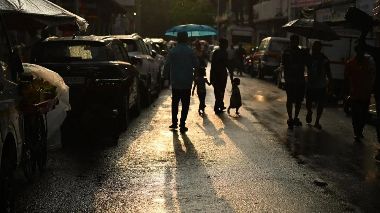 The monsoon in Mumbai isn’t just weather; it’s a season that renews the spirit, challenges the city’s pulse, and reminds everyone of the intricate dance between humans and nature. Through this stunning photo series, mid-day not only chronicles a season, but also offers an ode to Mumbai’s enduring charm and resilience under the ever-changing skies.  Pic/ Satej Shinde
