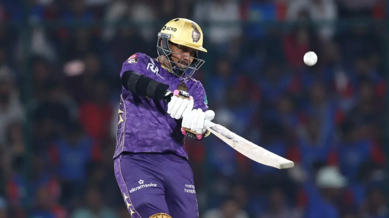 Opening the innings for KKR, Sunil Narine could only score 11 runs in nine balls. His innings included a boundary and a maximum(Pic: File Pic)