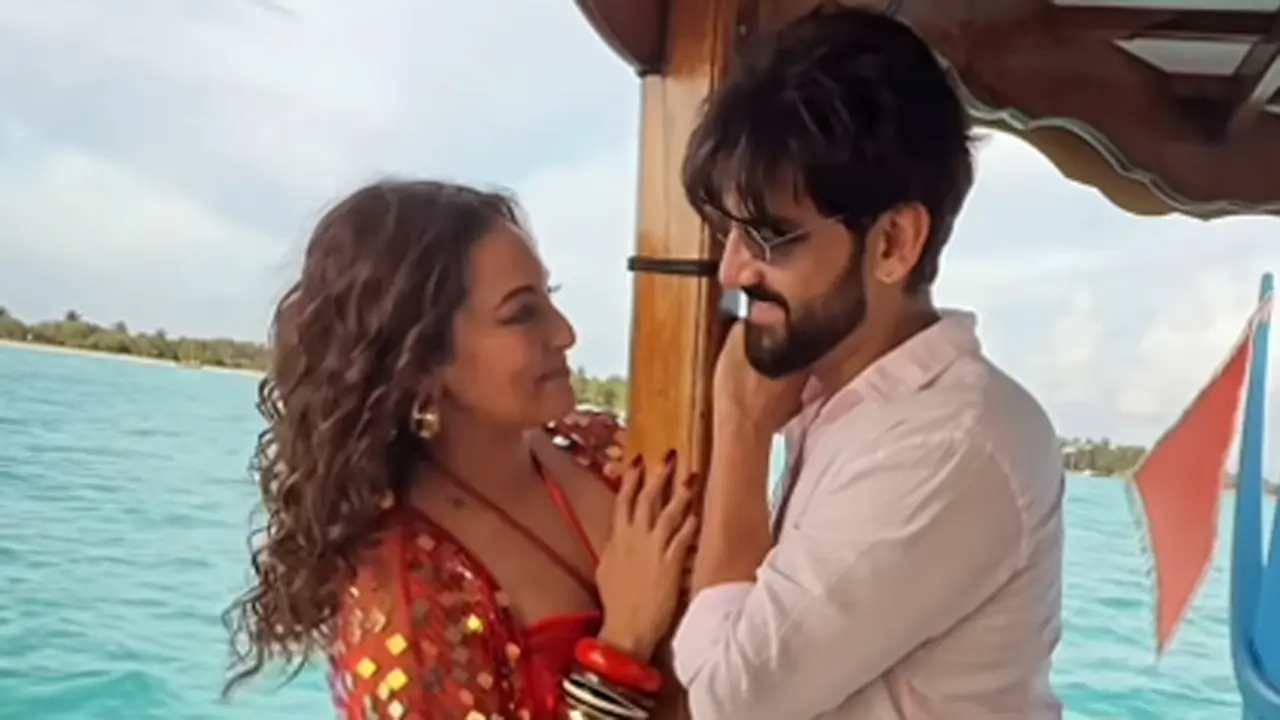 Sonakshi Sinha and Zaheer Iqbal capture timeless romance in new photo drop