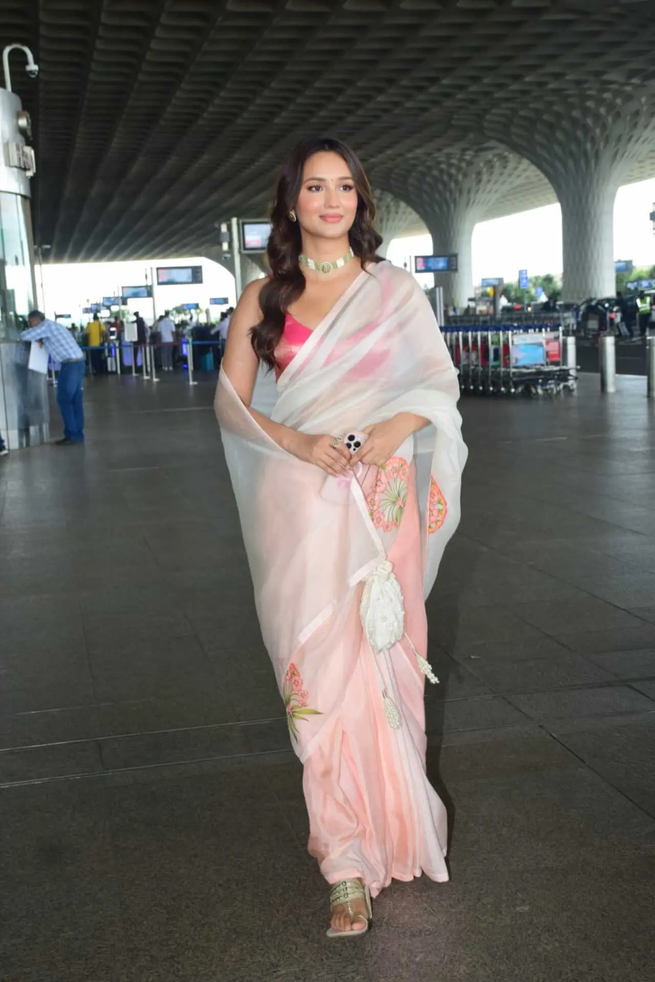 Akanksha Sharma, lead actress of Kesari Veer, spotted at the airport in a saree