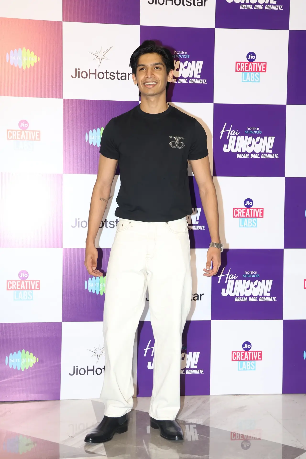 Singer Shaan's son Maahi was spotted at the city for a film-related event. The young singer surely takes after his father and that smile is proof