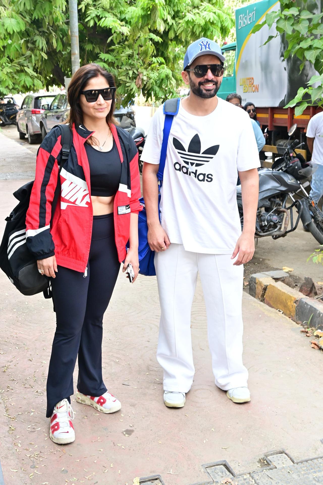Actors Arti Singh and Jay Bhanushali got spotted after their gym session