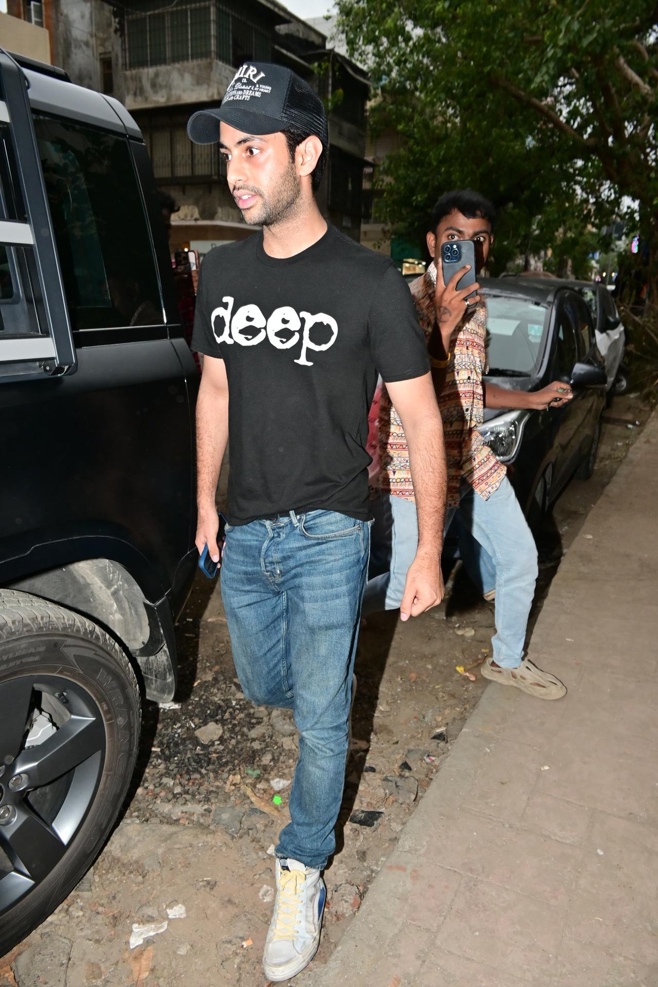 Agastya Nanda spotted in a cool and comfortable look in the city