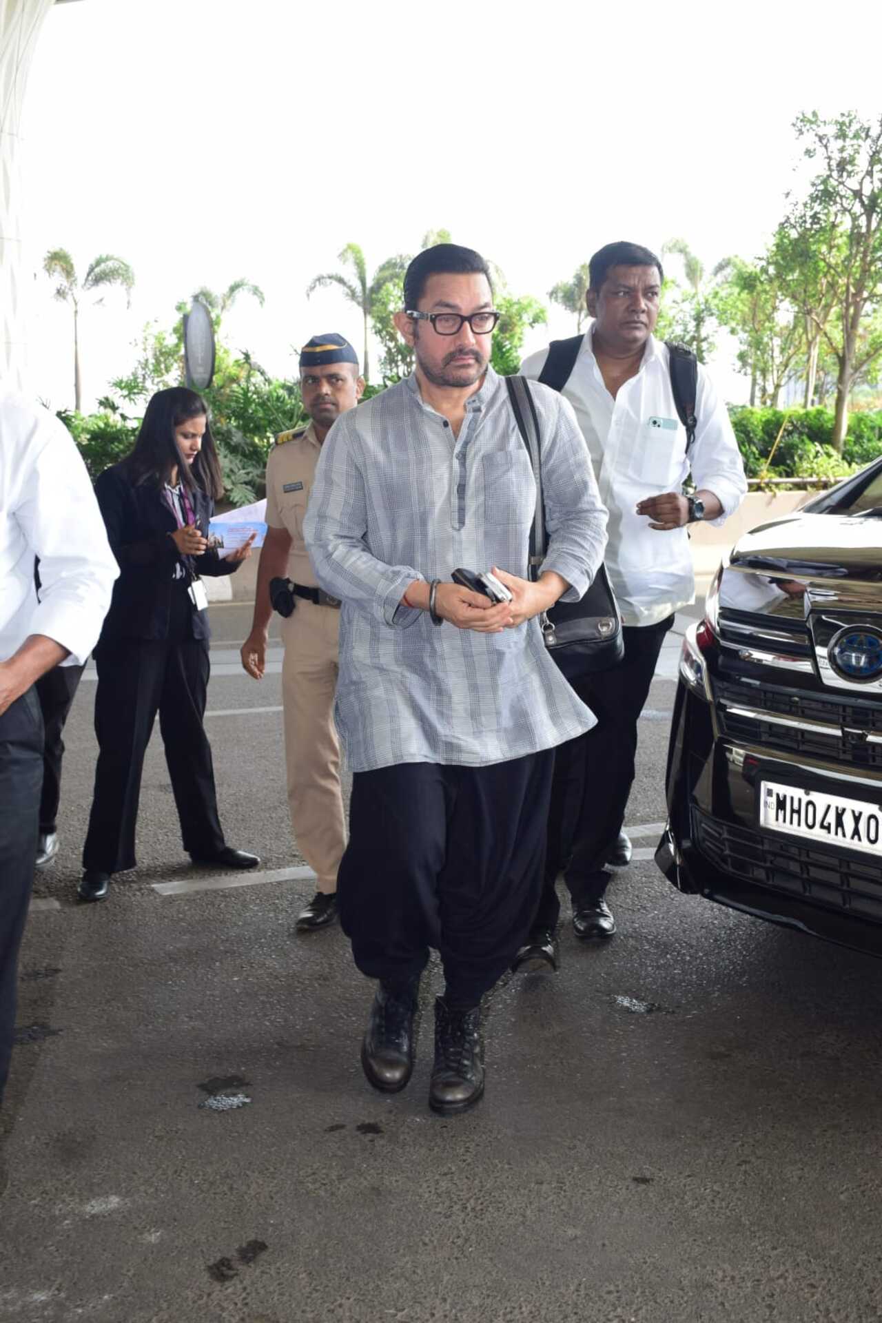 Aamir Khan spotted at the airport in a casual kurta pajama look