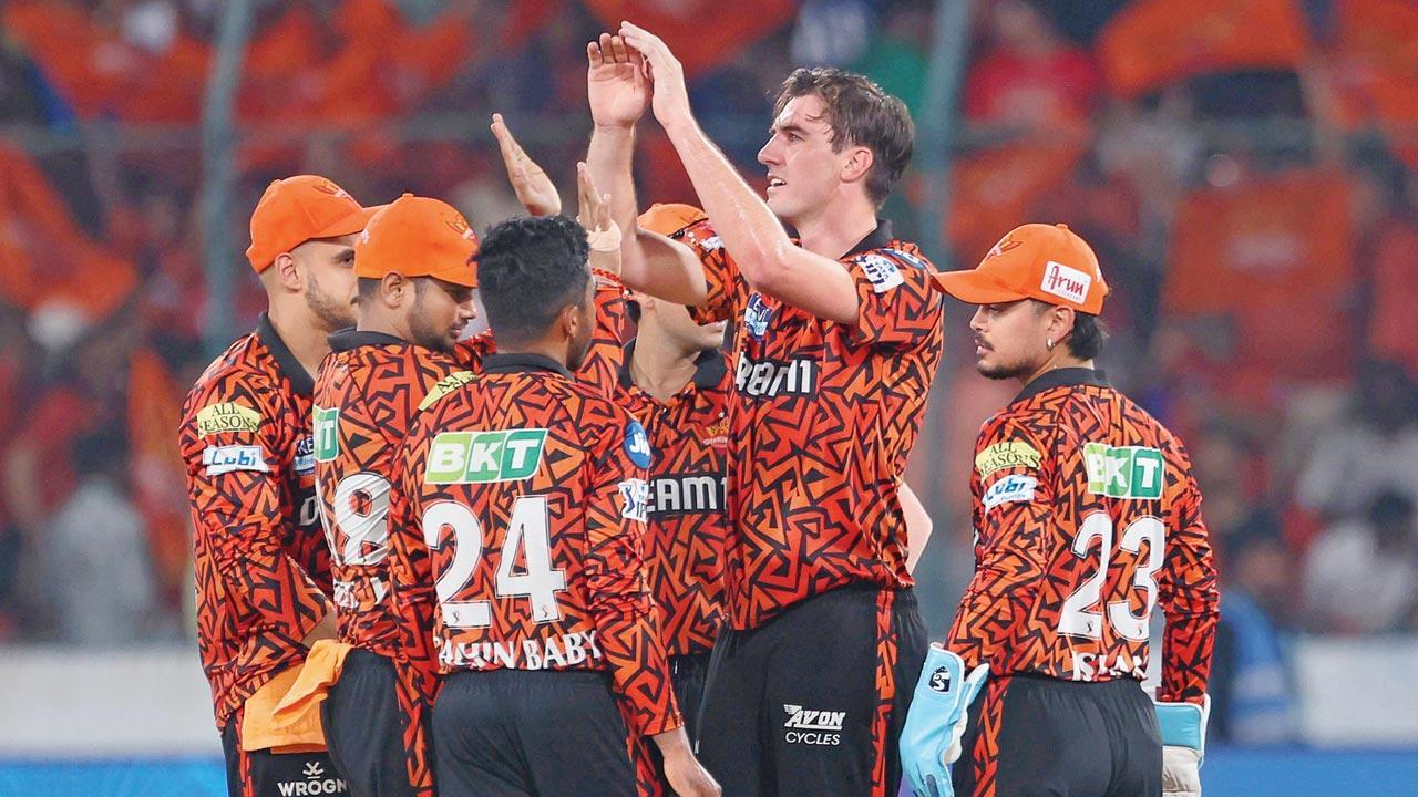IPL 2025: Rain suspends play between SRH and DC