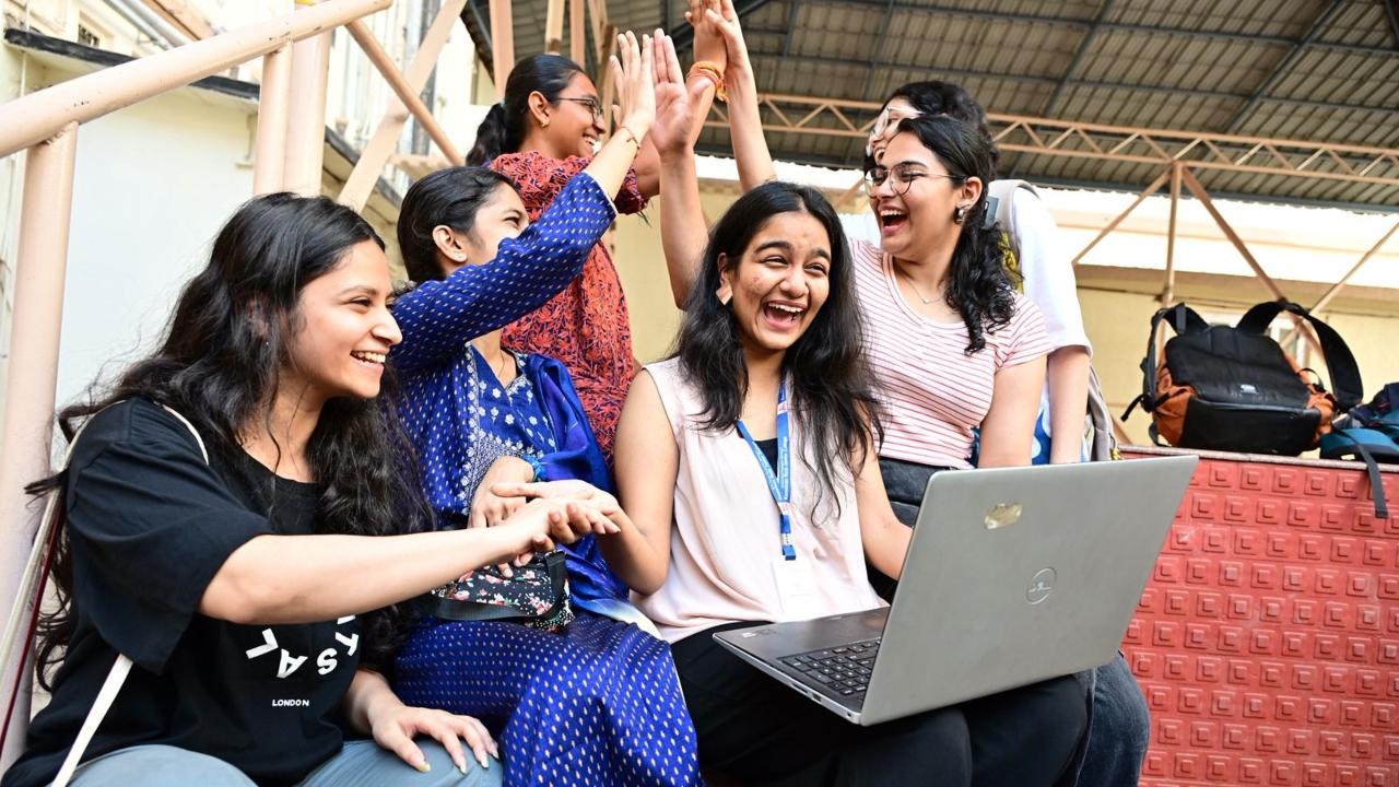 While 92.68 per cent students from commerce, 83.26 per cent vocational and 80.52 per cent from the arts stream passed the examination, Gosavi said