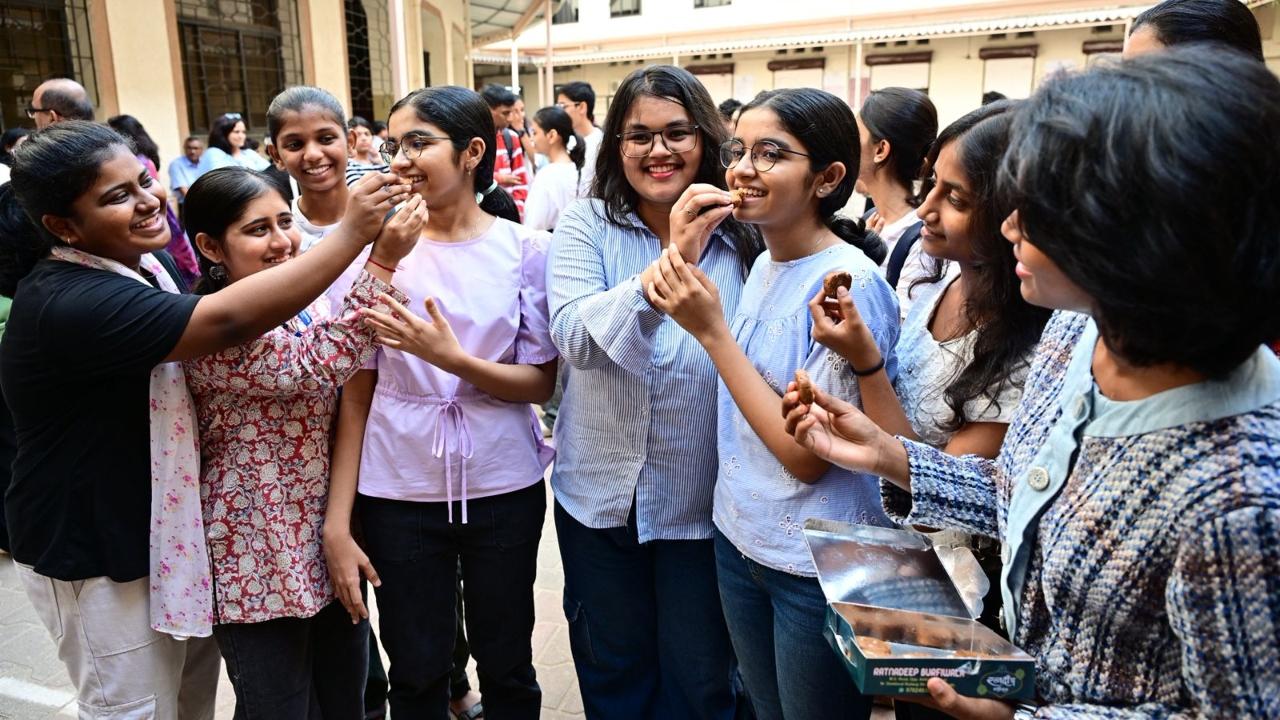 Mumbai stood at 92.93 per cent, Chhatrapati Sambhaji Nagar 92.24 per cent, Amravati 91.43 per cent, Pune 91.32 per cent, Nashik 91.31 per cent, Nagpur 90.52 per cent and Latur 89.46 per cent