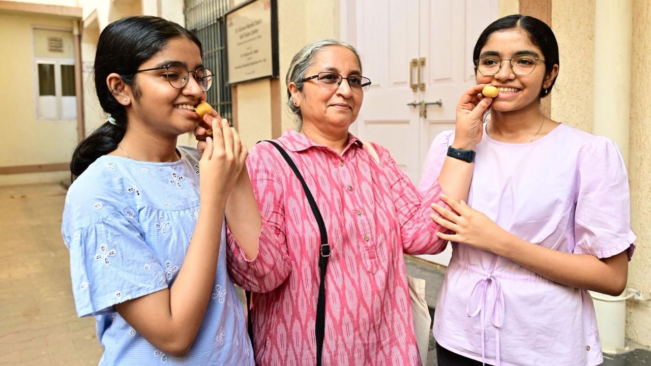 The Konkan division was on top with a pass percentage of 96.74, followed by Kolhapur 93.64 per cent