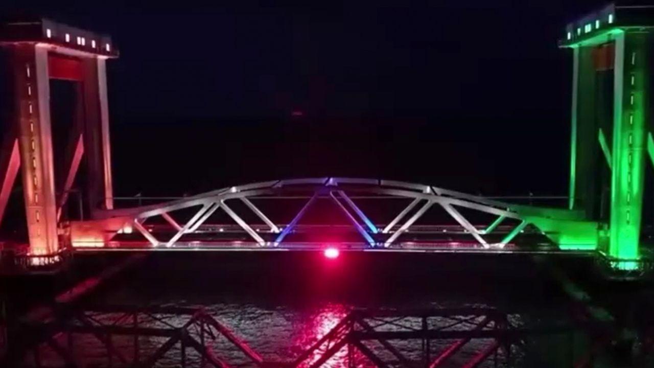 The New Pamban Bridge in Tamil Nadu glowed in tricolour lights, symbolising national pride and unity