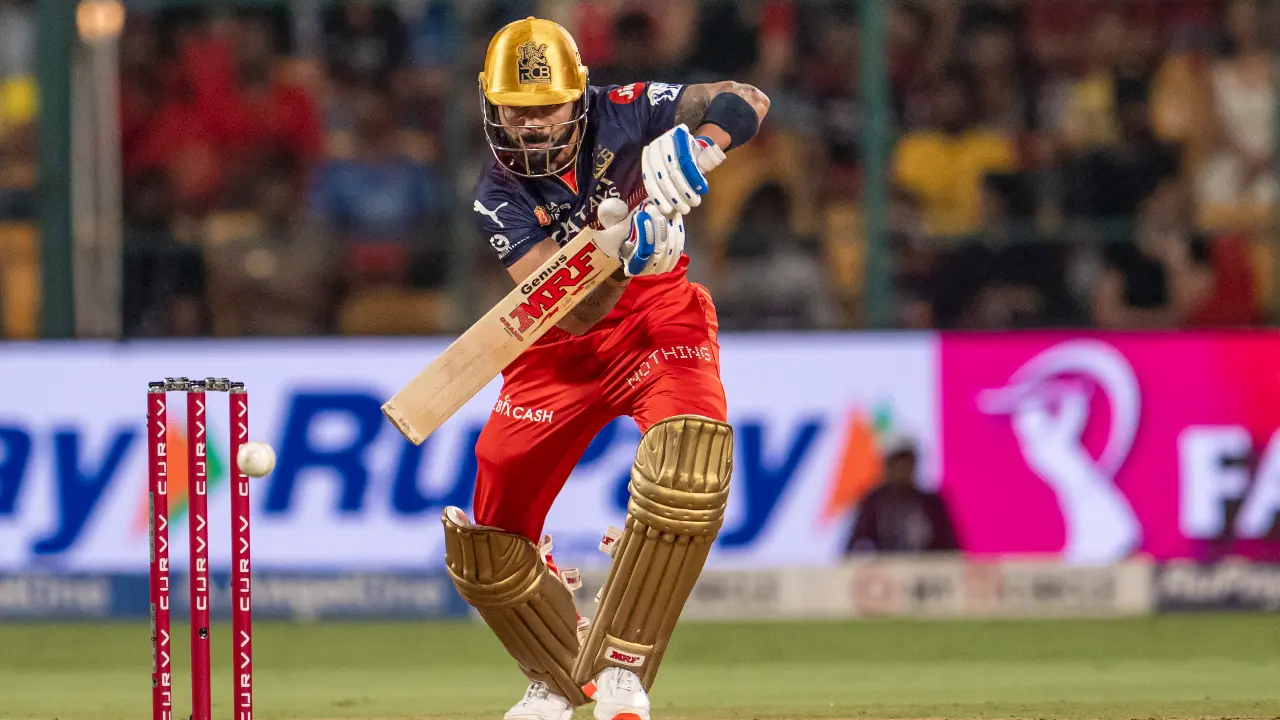A brilliant half-century from Virat Kohli (62), along with valuable contributions from Jacob Bethell (55), and a sensational late cameo by Romario Shepherd (53*), propelled RCB to a formidable target of 214. Kohli, in typical fashion, was at his aggressive best. The Indian captain smashed five sixes and as many fours, racing to 62 off just 33 balls. His innings was an excellent display of timing and power as he anchored the innings and laid the foundation for RCB’s explosive finish. 