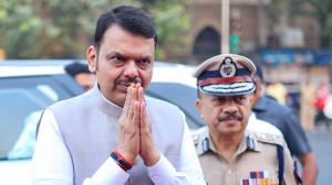 IN PHOTOS: CM Fadnavis and other Maharashtra leaders pay tributes