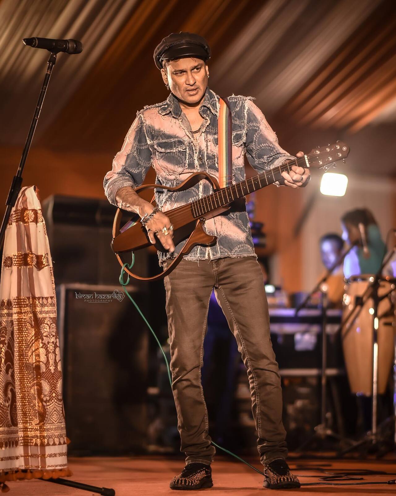 Anamika
This song birthed a legend and made Zubeen Garg an icon.  Released in the 1990s, the song featured in his breakthrough album and defined a new era of Assamese pop. It is a gentle melody whose heartfelt lyrics capture the innocence of young love.